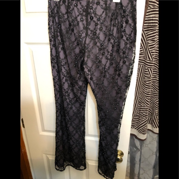 SHELLY SEGAL Satin, lace beaded cropped dress pants  violet/ black EUC - Picture 2 of 5